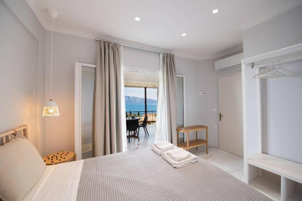 2Br House In Nikiana With Stunning Sea View Apartman Kültér fotó